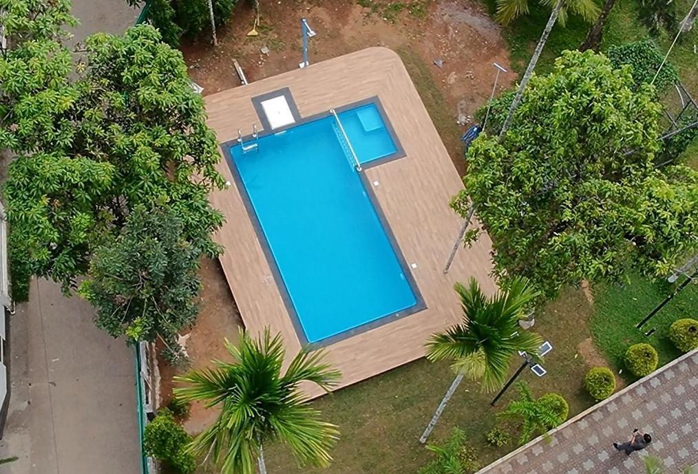 Dolphin Enclave Service Studio Apartments Калпетта Экстерьер фото